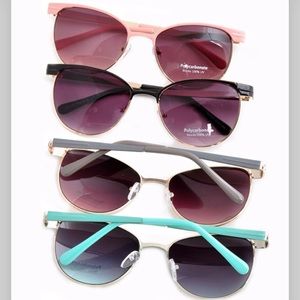 24/HR. Style Sale: Vintage 1980's Club-master ✨NEW